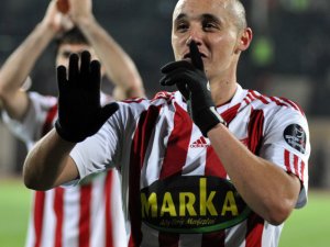 Fenerbahçe ilk transferini yaptı