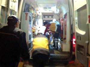 Eşini 7 yerinden bıçaklayan zanlı gözaltına alındı