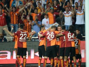 Galatasaray'da bir ayrılık daha