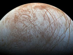 Jüpiter'in uydusu Europa'da yaşam ihtimali güçlendi