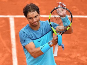 Nadal Fransa Açık'tan çekildi