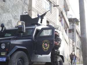Siirt merkezli FETÖ/PDY operasyonu: 3 gözaltı