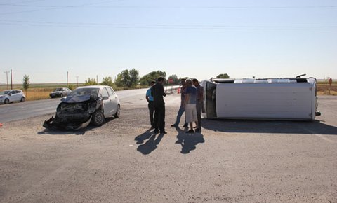 Denizli'de trafik kazası: 1 ölü, 1 yaralı