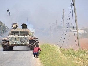 Suriyeli muhalifler 4 köyü DAEŞ'ten geri aldı