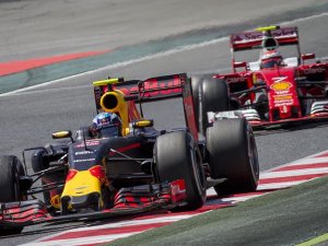 Monaco'da pole pozisyonu Ricciardo'nun