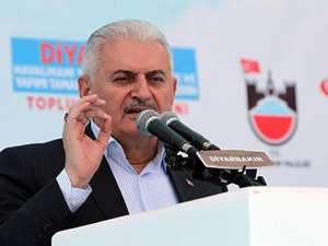 Binali Yıldırım: Gençler bu karanlık yoldan vazgeçin