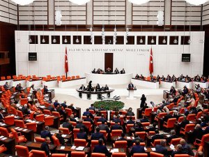 TBMM 65. Hükümet'in güven oylaması için toplandı