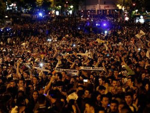 Real Madrid dinlenmeden kutlamalara başladı