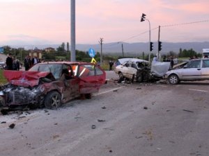 Kastamonu’da kavşakta zincirleme kaza: 9 yaralı