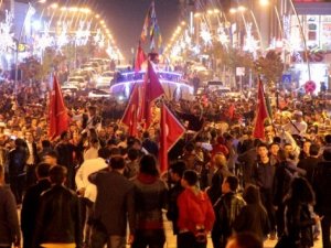 Erzurum’da dev gemi karadan yürütüldü