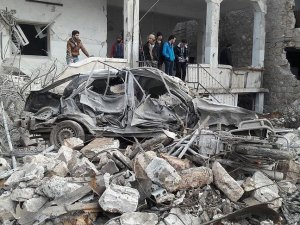 Rus uçakları İdlib'de sivilleri hedef aldı: 23 ölü, 35 yaralı