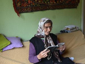 'Ayşe nine' okuma yarışmasının birincisi