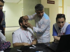 Yeryüzü Doktorları Uganda'da