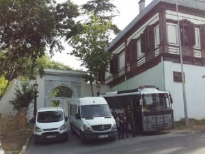 Mimarlar Odası Yıldız Sarayı’ndan atıldı