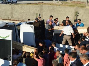 Silopi'deki terör saldırısında hayatını kaybedenler toprağa verildi