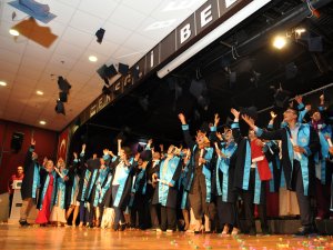 Ereğli Eğitim Fakültesi’nde mezuniyet heyecanı