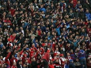 Trabzonspor Hüseyin Avni Aker'e vedaya hazırlanıyor