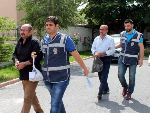 Çaldıkları otomobilleri "change" yapıp satmışlar