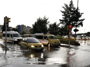 İstanbul'a kuvvetli yağış uyarısı