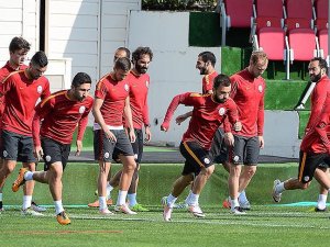 Galatasaray Futbol Takımı, Uhrencup'a katılacak