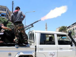 Halep'te Esed güçlerine darbe
