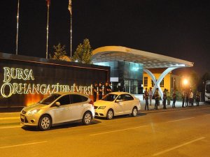 Orhangazi Üniversitesi ve iki öğrenci yurduna kayyum atandı