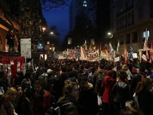 Arjantin’de kadın cinayetleri protesto edildi