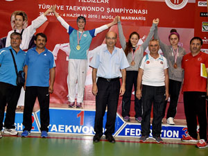 Selçuklu Belediyespor tekvandocusu İrem Baysal Türkiye Şampiyonu