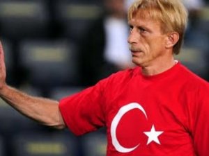 Daum Alman vatandaşlığından ayrıldı mı?