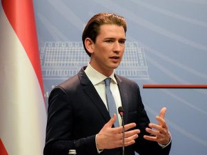 'Sığınmacılar adalarda kurulacak gözaltı merkezlerinde tutulmalı'