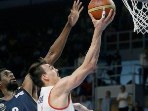 Anadolu Efes-Fenerbahçe maçından notlar