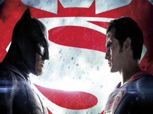 'Batman v Superman' THY uçaklarında izlenebiliyor