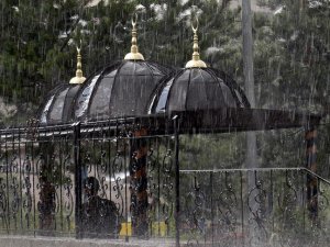 Meteorolojiden şiddetli yağış uyarısı