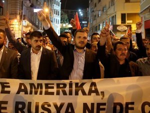 İstanbul'da 'Rusya' protestosu