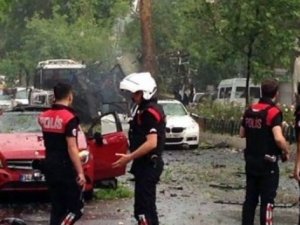 Beyazıt'taki bombalı saldırı sosyal medyada