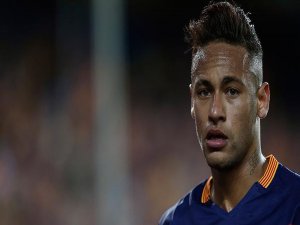 Neymar ve babasının yolsuzluktan yargılanması istendi