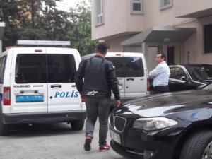 Ünlü işadamı intihar etti!
