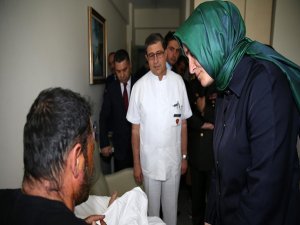 Aile Bakanı Kaya'dan Binbaşı Tetik'e ziyaret