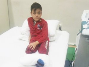 Suriyeli Ahmet hayırseverlerden yardım bekliyor