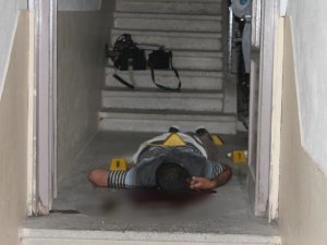 Eski sevgilisini 11 yaşındaki oğlunun gözü önünde öldürmüş