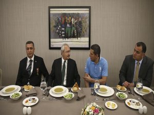 Kılıçdaroğlu gazilerle iftarda buluştu