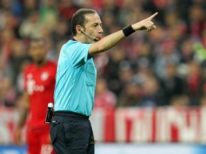 EURO 2016'da 18 hakem düdük çalacak