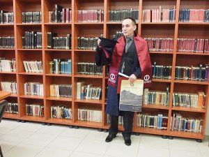 Cezaevinde kep attı