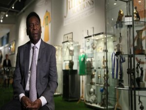 Pele'nin müzayedesinden 3,6 milyon sterlinlik gelir