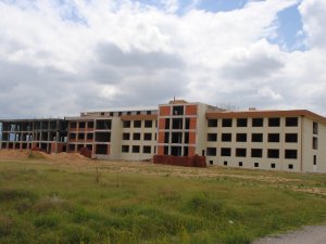 Sarayönü "İmam Hatip Külliyesi" inşaatı devam ediyor