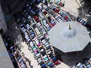 Ramazanın ilk cuma namazı