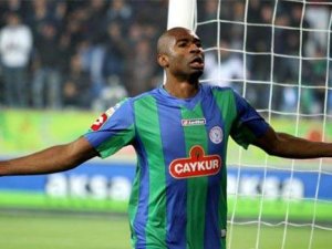 Çaykur Rizespor Kweuke ve Orhan ile sözleşme yeniledi