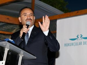 Bozdağ: Kararnamenin üzerinde fırtına kopartılmaya çalışılıyor