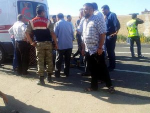 Suriyeli işçileri taşıyan pikap devrildi: 2 ölü, 20 yaralı
