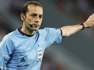 Cüneyt Çakır'ın EURO 2016'daki ilk maçı belli oldu